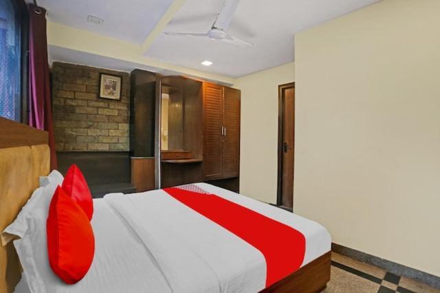 Silver Hotel